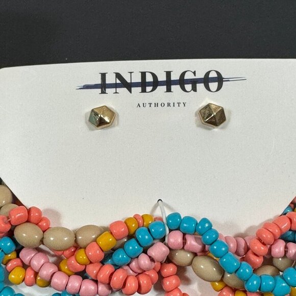 Indigo Authority Chunky Pastel Beaded Bracelet & Gold Stud Earrings NWT - Picture 5 of 7
